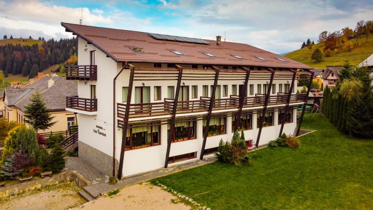 Casa Muntelui Hotel Fundata Exterior photo